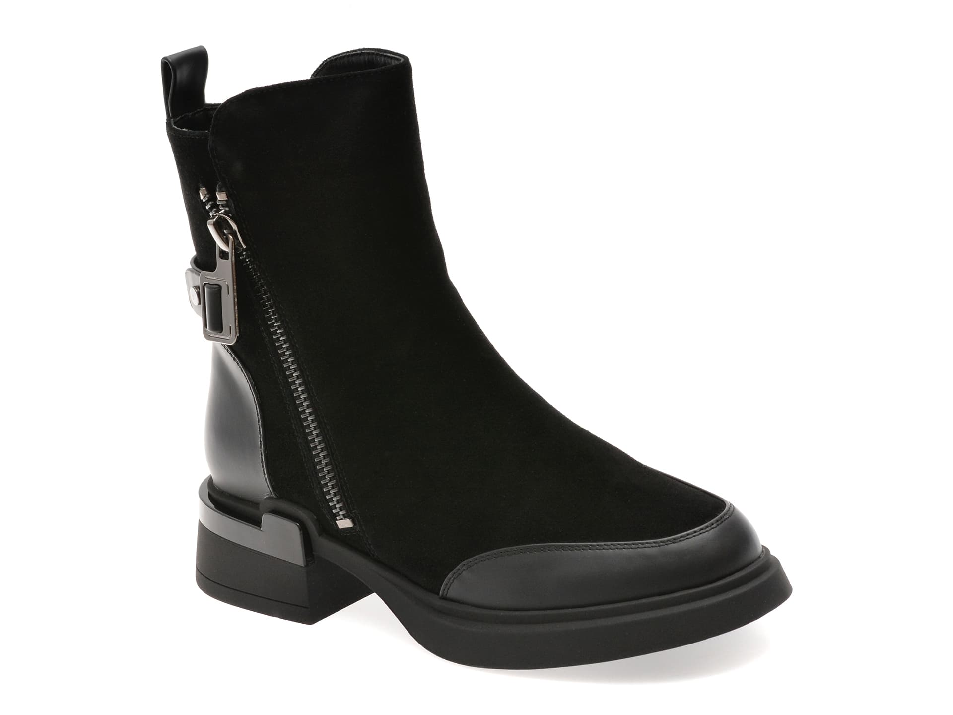 Ghete GRYXX negre, WB306, din piele intoarsa