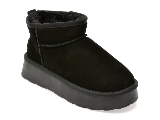 Ghete GRYXX negre, 228520, din piele intoarsa