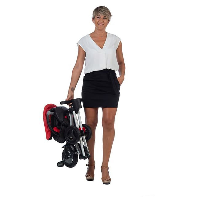 Tricicleta pentru copii Qplay Nova Rubber Rosu ultrapliabila, de la 10 luni, greutate scazuta, cadru de aluminiu,scaun rotativ, roti din cauciuc plin