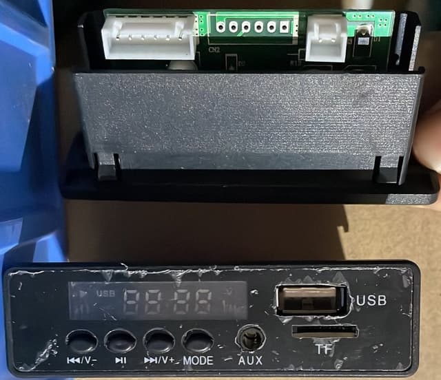 Unitate audio masinuta electrica cu USB