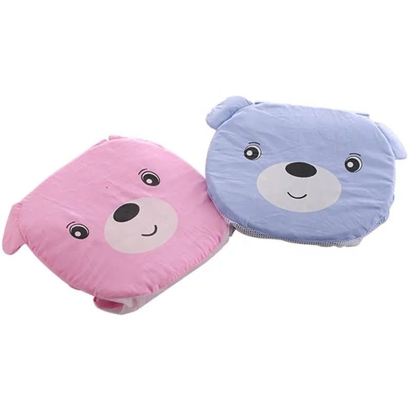 Hamac cadita Little Mom Cute Bear Blue forma ergonomica, material moale, cu sistem prindere facil, dimensiuni 58 x 68 cm
