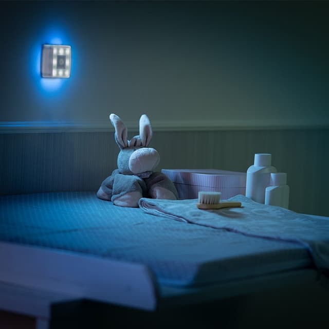 Lampa de noapte Reer NightGuide